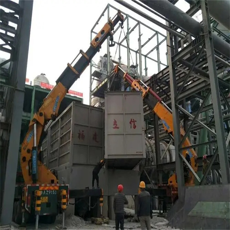 辉县折臂吊车租赁电话