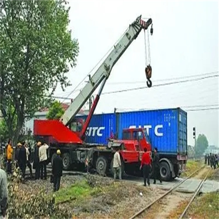 辉县如何快速找到附近的吊车救援公司