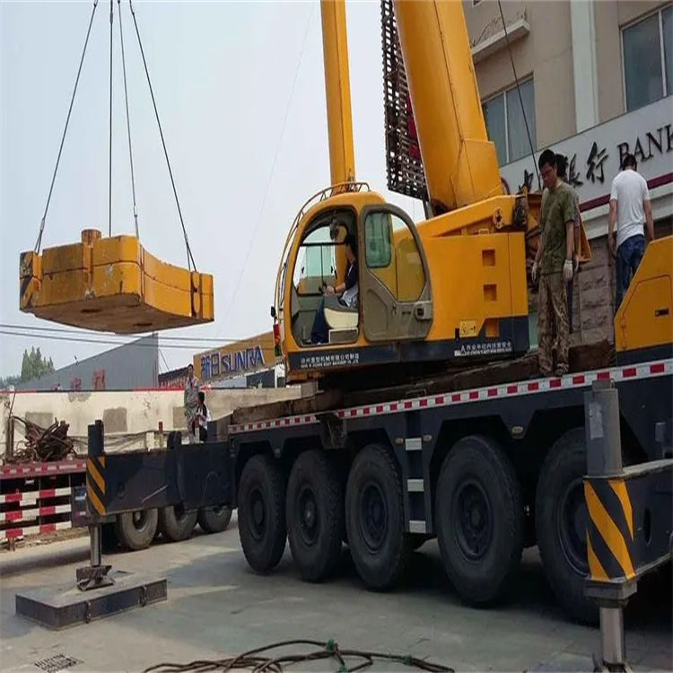 辉县当地吊车出租|机器吊装|75吨|工厂搬迁服务